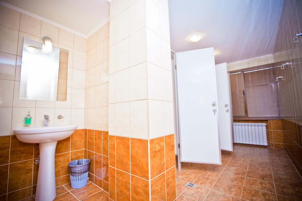 Grand Sport Hotel Brovary Rum bild