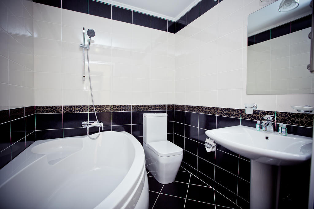 Grand Sport Hotel Brovary Rum bild
